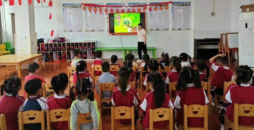 浓情端午 浸润童心--小港小学幼儿园端午节系列活动 第7张 浓情端午 浸润童心--小港小学幼儿园端午节系列活动 第7张