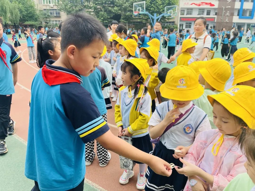 成长|嗨,小学!很高兴认识你——幼小衔接系列活动(三) 第73张 成长|嗨,小学!很高兴认识你——幼小衔接系列活动(三) 第73张