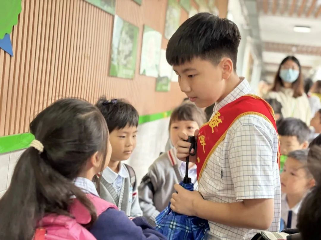 【澜幼·幼小衔接】你好,小学——观澜江境幼儿园大班段参观小学活动丨儿童友好,金华更美好 第25张 【澜幼·幼小衔接】你好,小学——观澜江境幼儿园大班段参观小学活动丨儿童友好,金华更美好 第25张