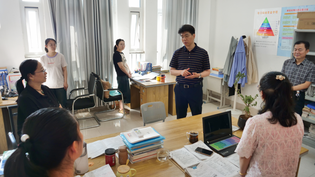 慰问暖心激奋进,蓄势待发迎中考——县委副书记、县长田学超等领导莅临我校慰问初三教师 第9张 慰问暖心激奋进,蓄势待发迎中考——县委副书记、县长田学超等领导莅临我校慰问初三教师 第9张