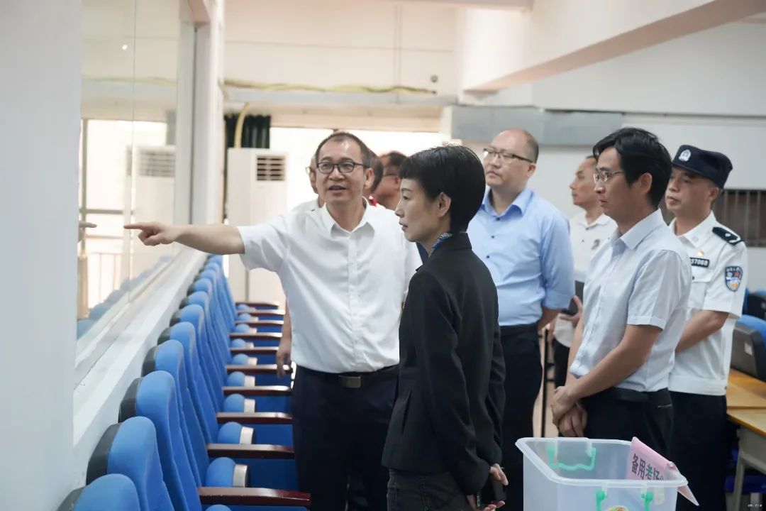 护航高考!荔湖街全力做好2024年高考准备工作 第3张 护航高考!荔湖街全力做好2024年高考准备工作 第3张