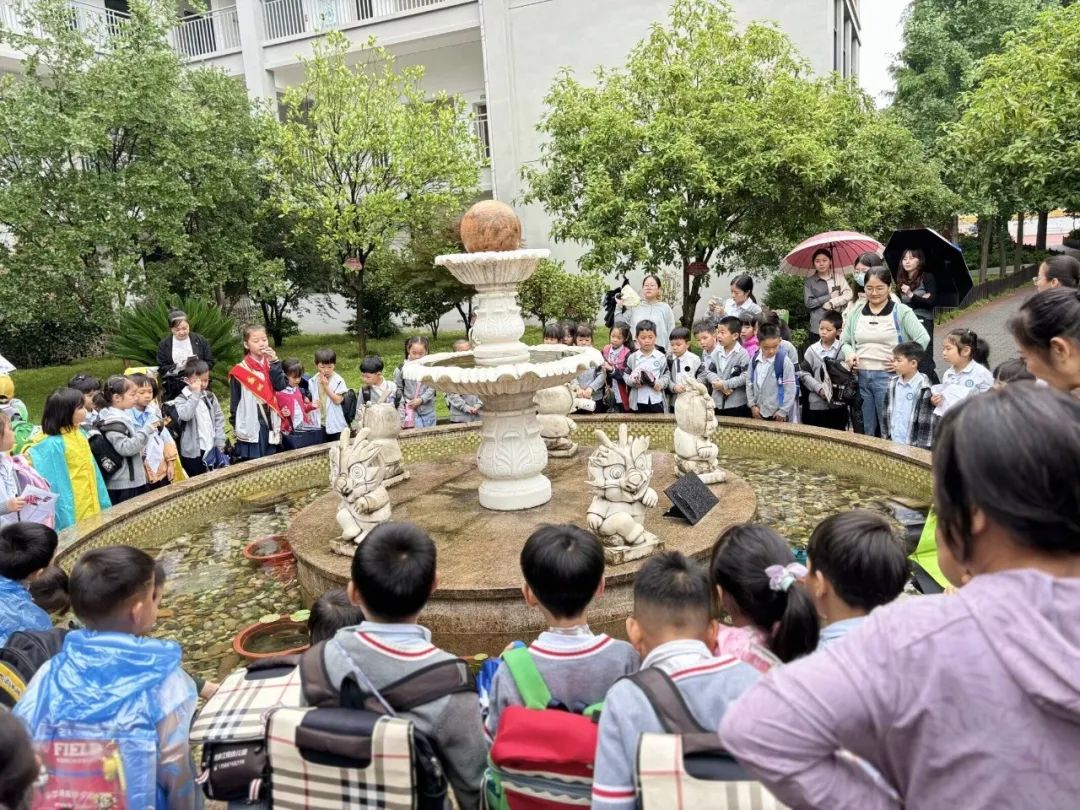 【澜幼·幼小衔接】你好,小学——观澜江境幼儿园大班段参观小学活动丨儿童友好,金华更美好 第20张 【澜幼·幼小衔接】你好,小学——观澜江境幼儿园大班段参观小学活动丨儿童友好,金华更美好 第20张