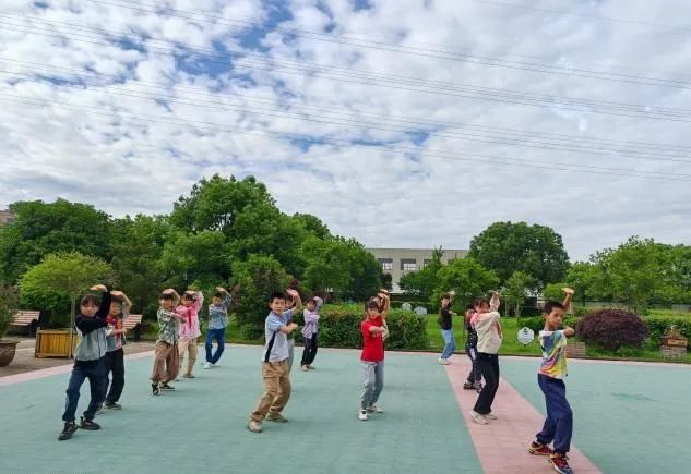 武术走进青港小学 第3张 武术走进青港小学 第3张