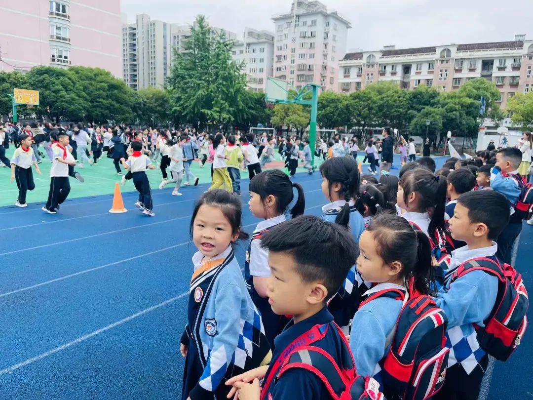 你好,小学——大桥花园幼儿园大班段参观小学活动 第39张 你好,小学——大桥花园幼儿园大班段参观小学活动 第39张
