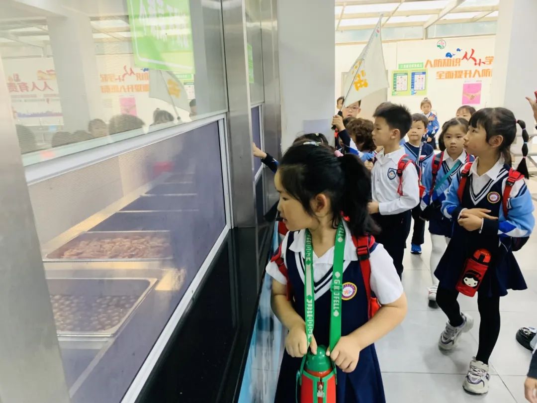 你好,小学——大桥花园幼儿园大班段参观小学活动 第43张 你好,小学——大桥花园幼儿园大班段参观小学活动 第43张