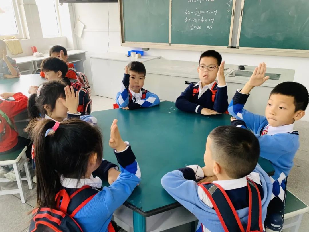 你好,小学——大桥花园幼儿园大班段参观小学活动 第52张 你好,小学——大桥花园幼儿园大班段参观小学活动 第52张