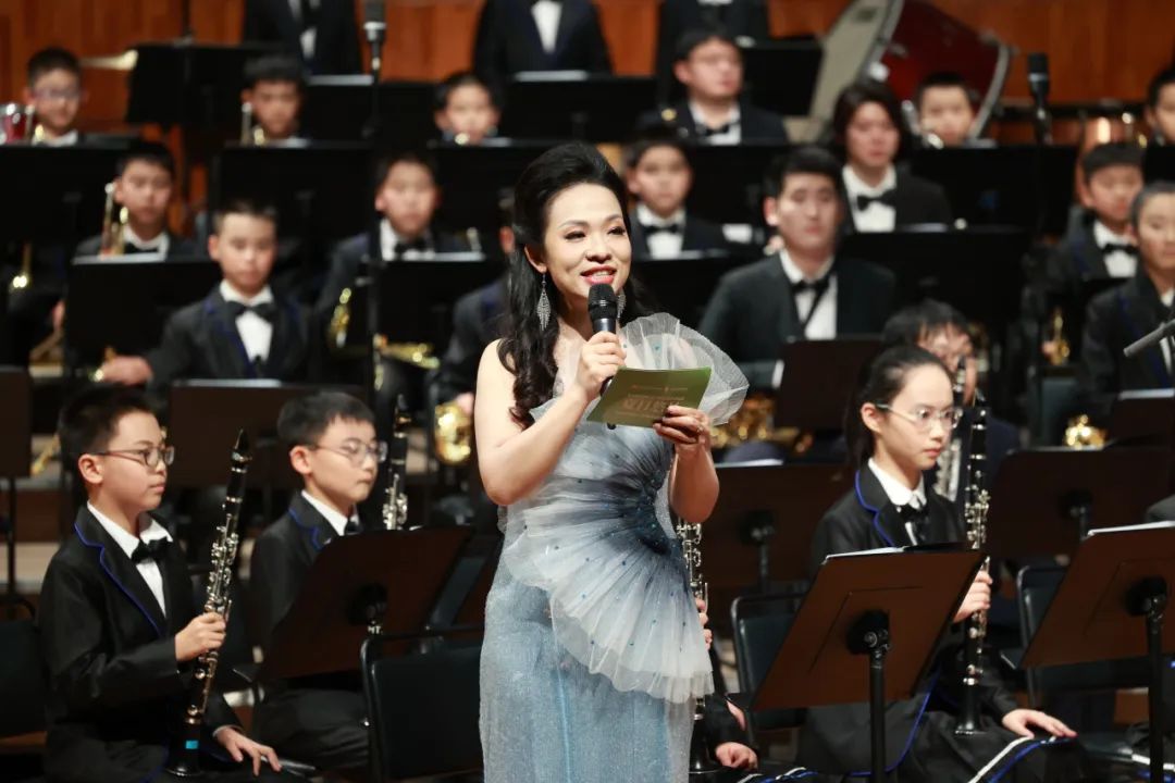 十载梦华章,夏日乐悠扬——华阳小学管乐团举行建团十周年音乐会 第4张 十载梦华章,夏日乐悠扬——华阳小学管乐团举行建团十周年音乐会 第4张