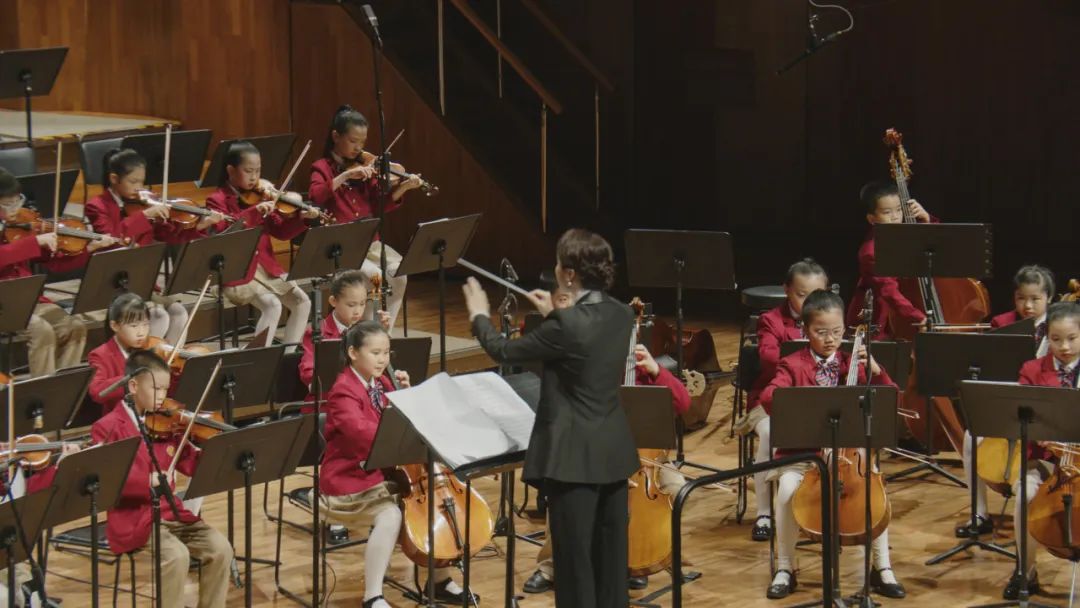 十载梦华章,夏日乐悠扬——华阳小学管乐团举行建团十周年音乐会 第18张 十载梦华章,夏日乐悠扬——华阳小学管乐团举行建团十周年音乐会 第18张