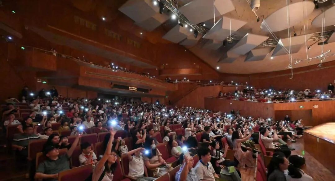 十载梦华章,夏日乐悠扬——华阳小学管乐团举行建团十周年音乐会 第47张 十载梦华章,夏日乐悠扬——华阳小学管乐团举行建团十周年音乐会 第47张