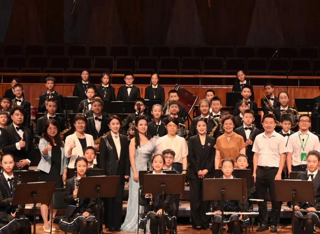 十载梦华章,夏日乐悠扬——华阳小学管乐团举行建团十周年音乐会 第6张 十载梦华章,夏日乐悠扬——华阳小学管乐团举行建团十周年音乐会 第6张
