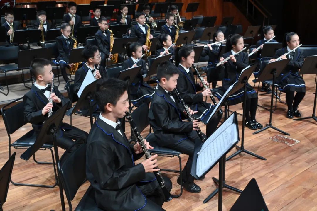 十载梦华章,夏日乐悠扬——华阳小学管乐团举行建团十周年音乐会 第24张 十载梦华章,夏日乐悠扬——华阳小学管乐团举行建团十周年音乐会 第24张
