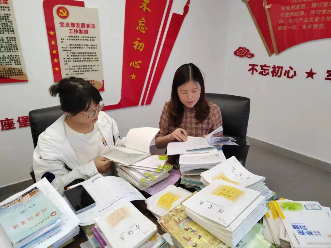 【解放路小学 共生课堂】专注教研求卓越 齐心协力谱新篇——解放路小学开展第十五、十六周学科组活动 第63张 【解放路小学 共生课堂】专注教研求卓越 齐心协力谱新篇——解放路小学开展第十五、十六周学科组活动 第63张