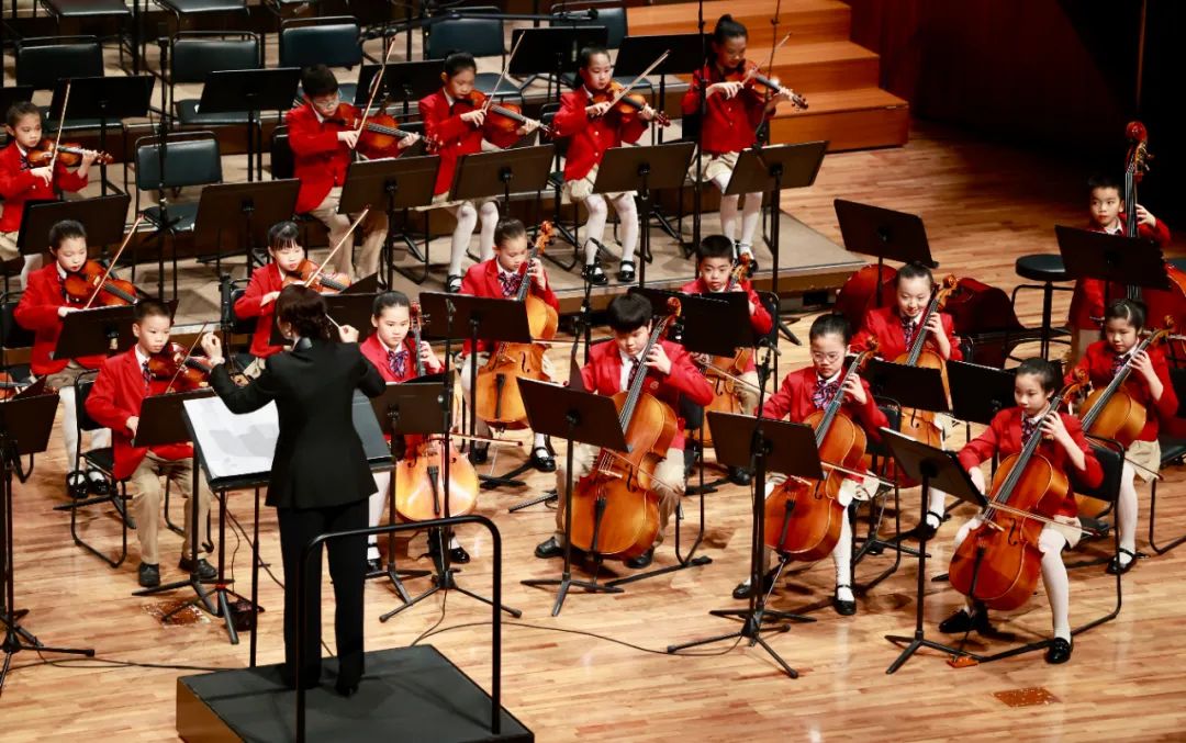 十载梦华章,夏日乐悠扬——华阳小学管乐团举行建团十周年音乐会 第20张 十载梦华章,夏日乐悠扬——华阳小学管乐团举行建团十周年音乐会 第20张
