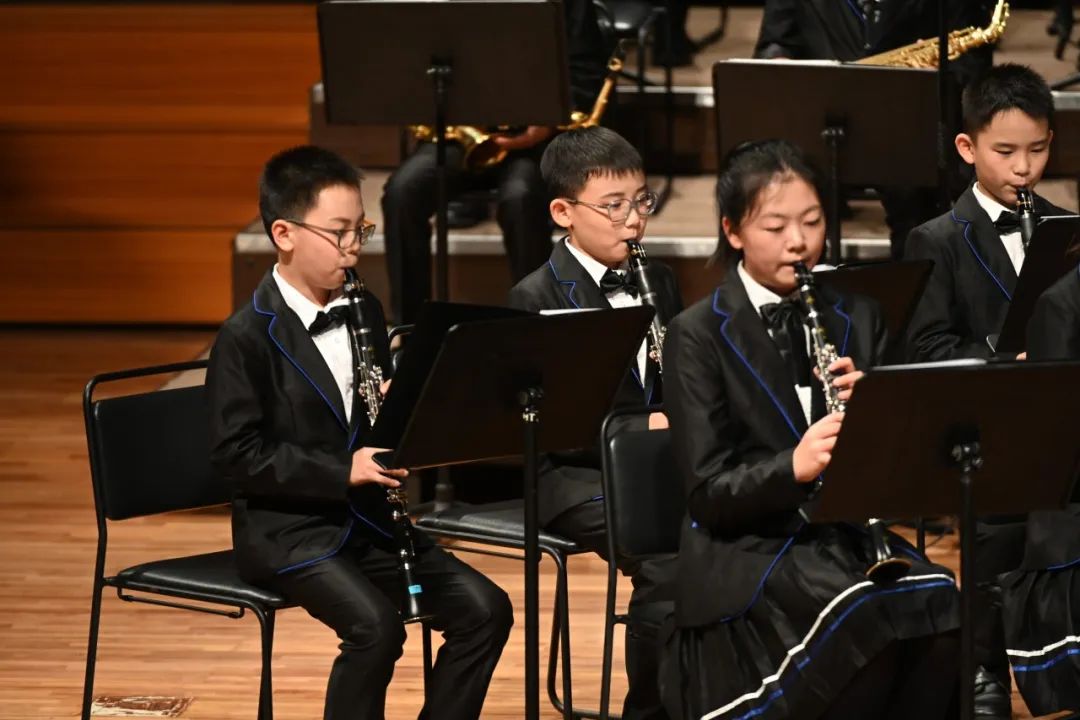 十载梦华章,夏日乐悠扬——华阳小学管乐团举行建团十周年音乐会 第31张 十载梦华章,夏日乐悠扬——华阳小学管乐团举行建团十周年音乐会 第31张