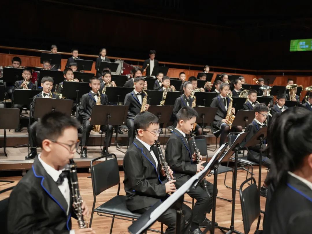 十载梦华章,夏日乐悠扬——华阳小学管乐团举行建团十周年音乐会 第35张 十载梦华章,夏日乐悠扬——华阳小学管乐团举行建团十周年音乐会 第35张