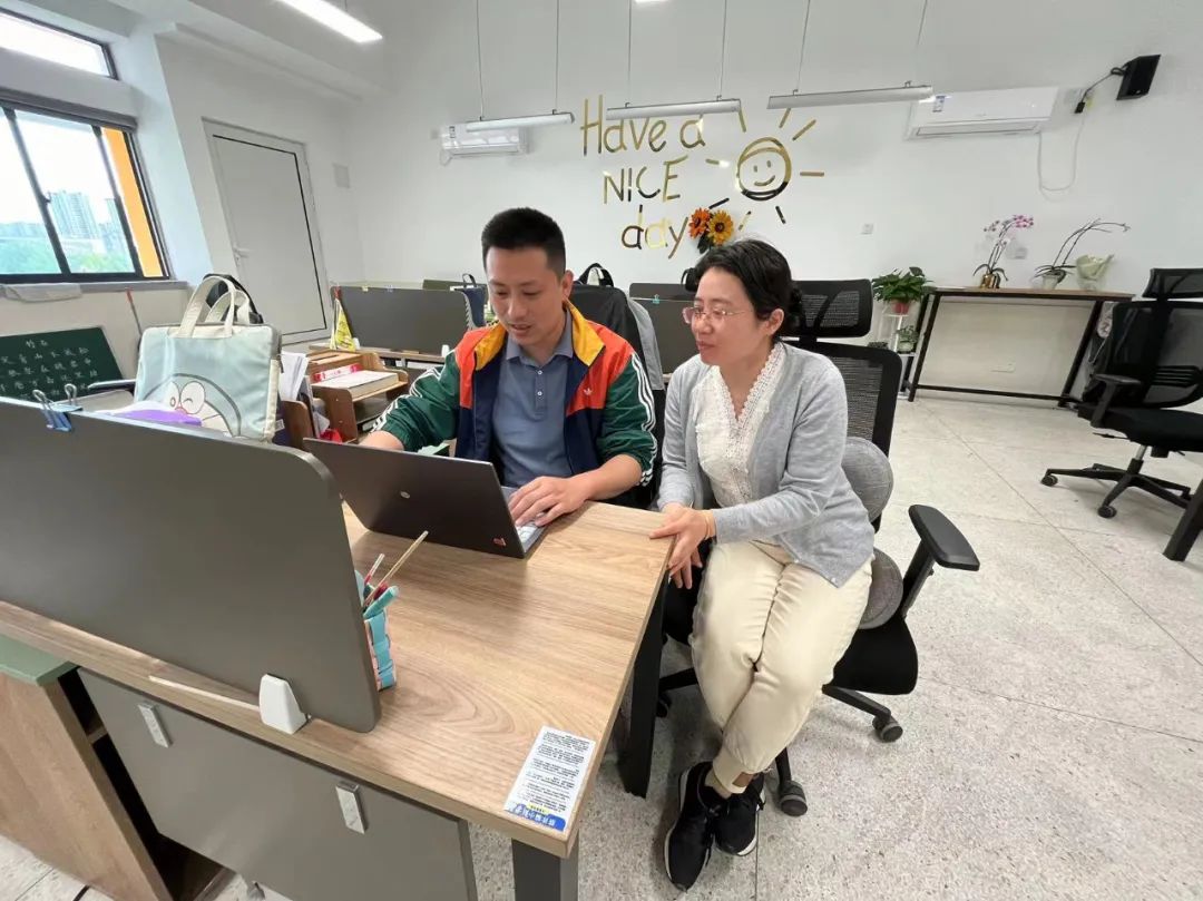 【解放路小学 共生课堂】专注教研求卓越 齐心协力谱新篇——解放路小学开展第十五、十六周学科组活动 第70张 【解放路小学 共生课堂】专注教研求卓越 齐心协力谱新篇——解放路小学开展第十五、十六周学科组活动 第70张
