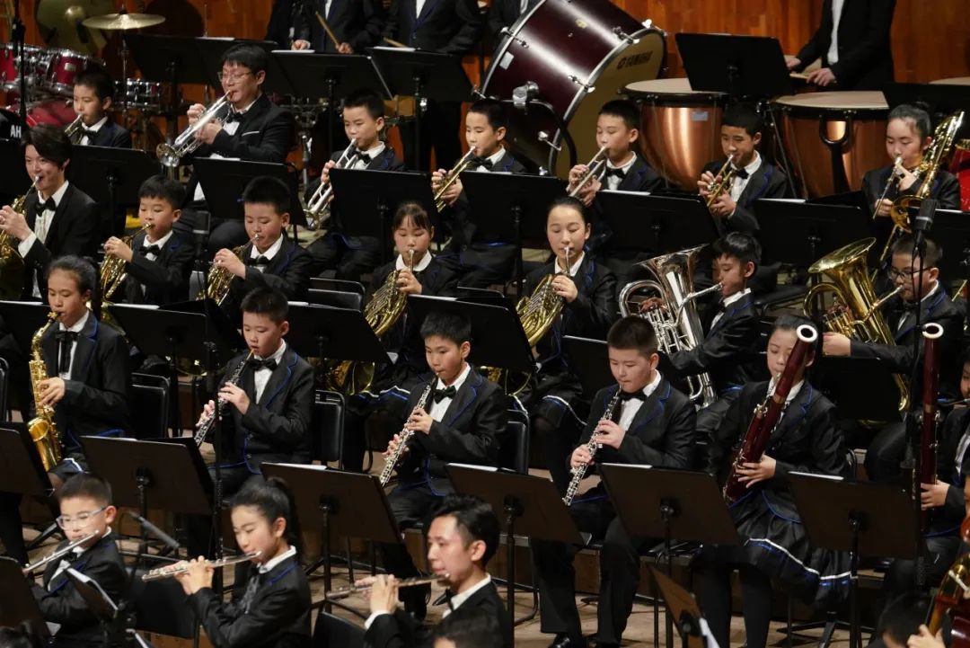 十载梦华章,夏日乐悠扬——华阳小学管乐团举行建团十周年音乐会 第11张 十载梦华章,夏日乐悠扬——华阳小学管乐团举行建团十周年音乐会 第11张