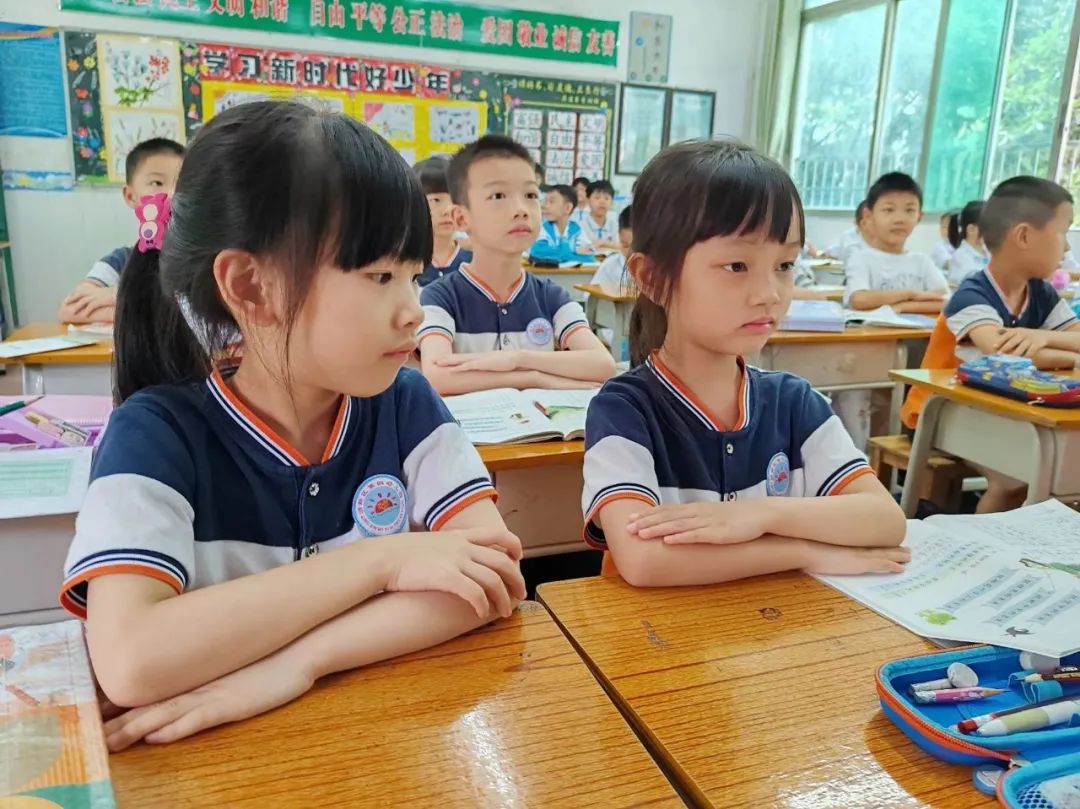 【幼小衔接】走近小学 体验成长——清新区太和镇中心幼儿园幼小衔接活动之参观小学 第30张 【幼小衔接】走近小学 体验成长——清新区太和镇中心幼儿园幼小衔接活动之参观小学 第30张
