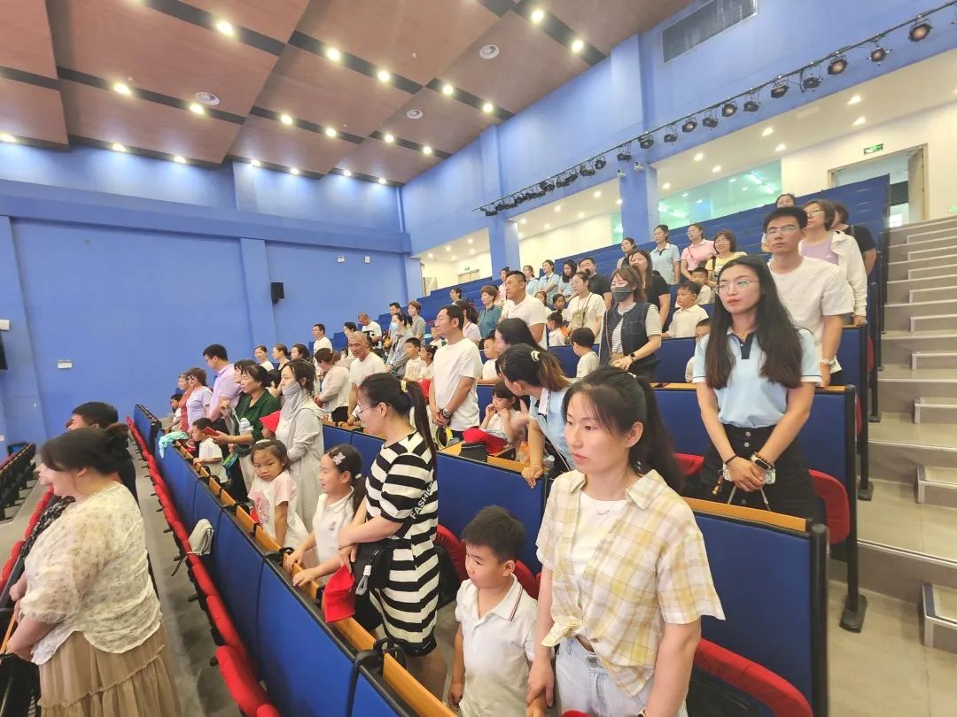 【润童·活动】探秘小学,快乐衔接——开发区教工幼儿园参观小学活动 第20张