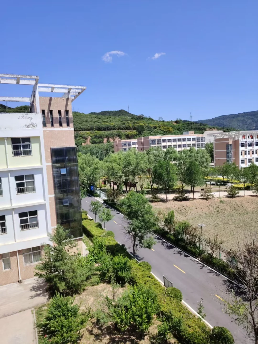 宝宝萌 后天我去中考啦 第1张