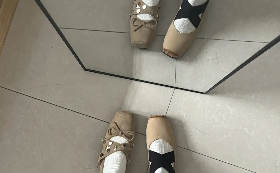 右边还是左边 第1张