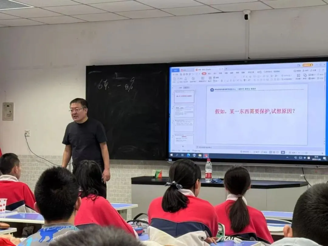 把脉中考破迷雾 倾囊相授启新程 ——内蒙古师大附中2025年初三年级冲刺大讲堂活动圆满举行 第12张