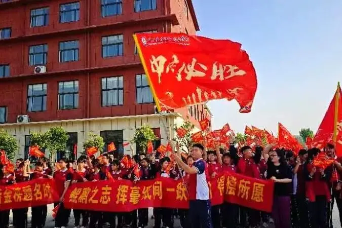2026 中考备战:台儿庄区运河实验学校初三级部靶向培训火热来袭 第17张