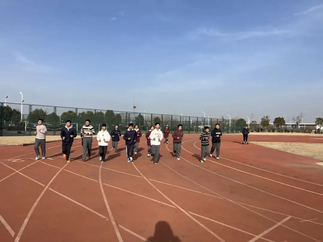 “聚焦中考体育 共研备考策略”于斌名师工作室举办体育中考专题教研活动 第6张