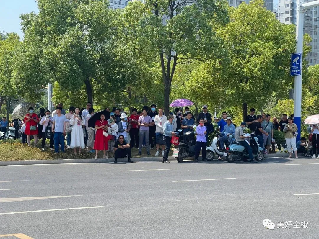 2022年中考落幕!定格全椒考场外的感人瞬间…… 第13张