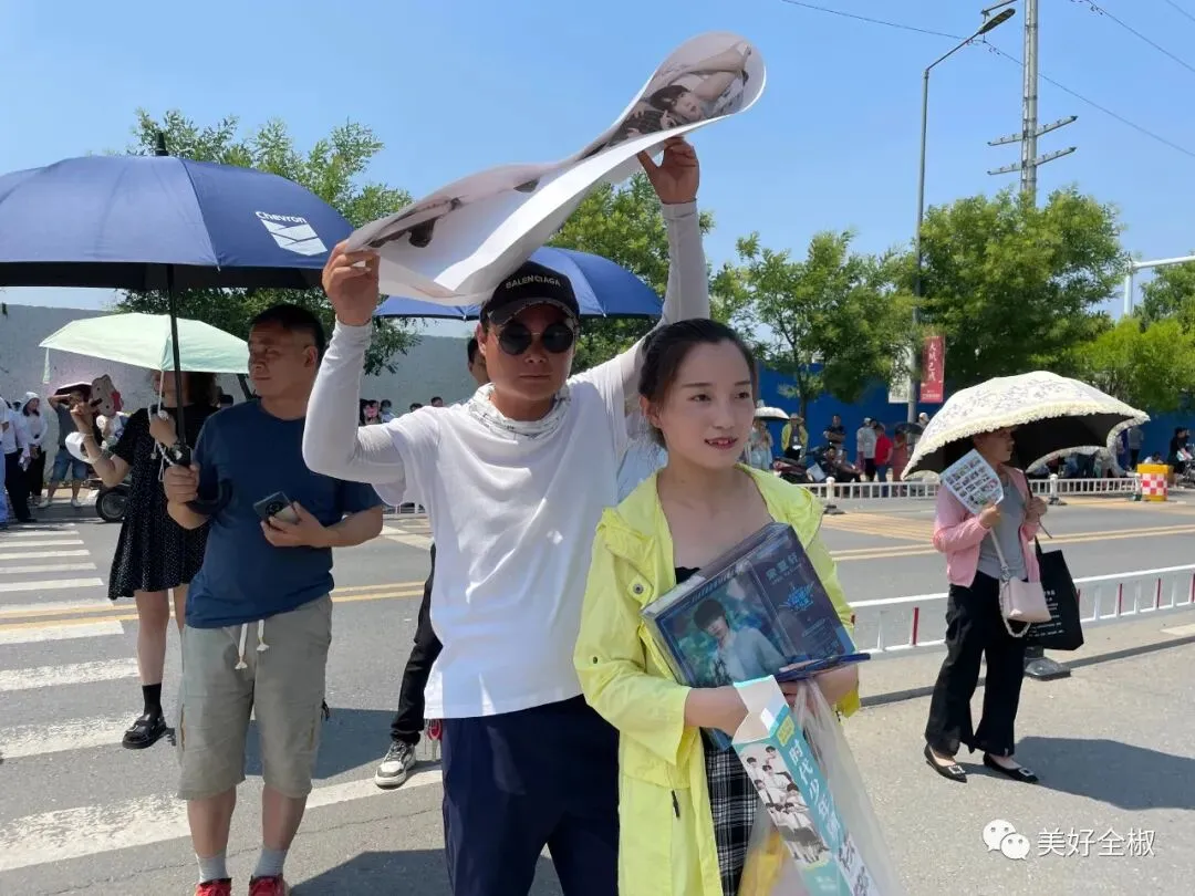 2022年中考落幕!定格全椒考场外的感人瞬间…… 第15张