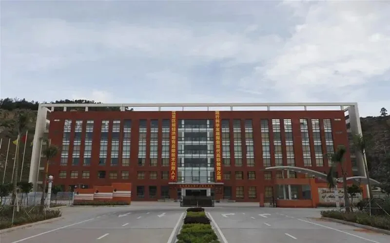 2025深圳中考新路径!5年直通大专,这12所院校可报考 第17张