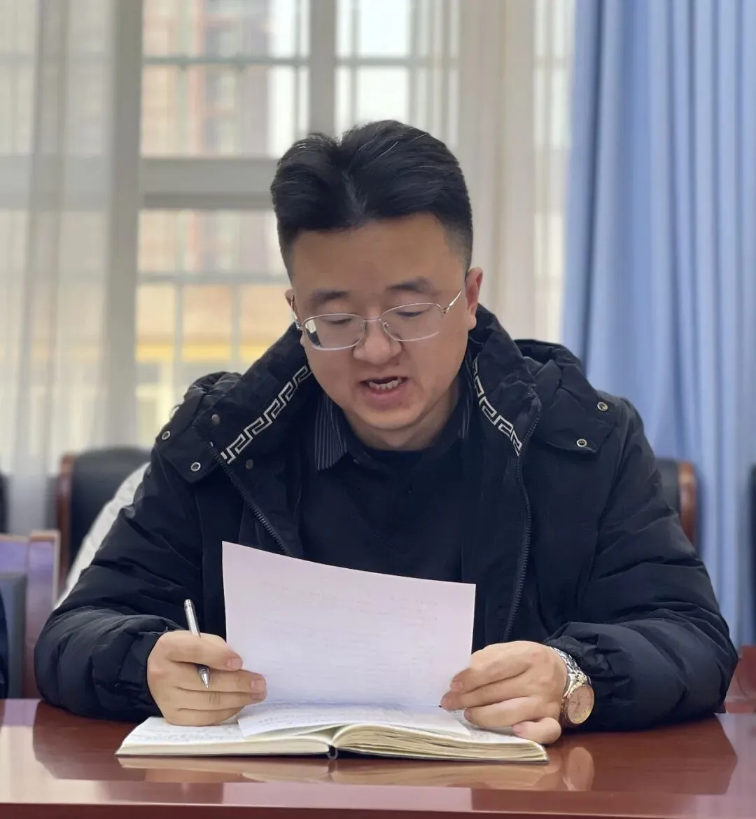 凝心聚力 攻坚破局 决胜中考——秦都中学召开2026年中考复课工作会 第19张