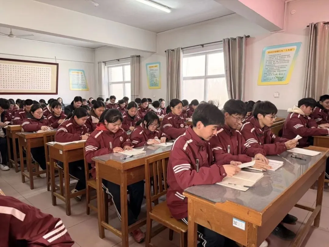 【心·动态】冲刺中考,“心”力先行!涞水三中这场心理讲座太及时 第28张