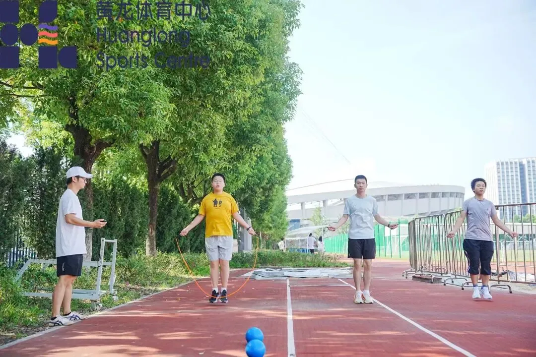 离中考体育仅剩下不到2个月时间!为了孩子拿满分,很多家长准备斥“巨资”报班了…… 第4张