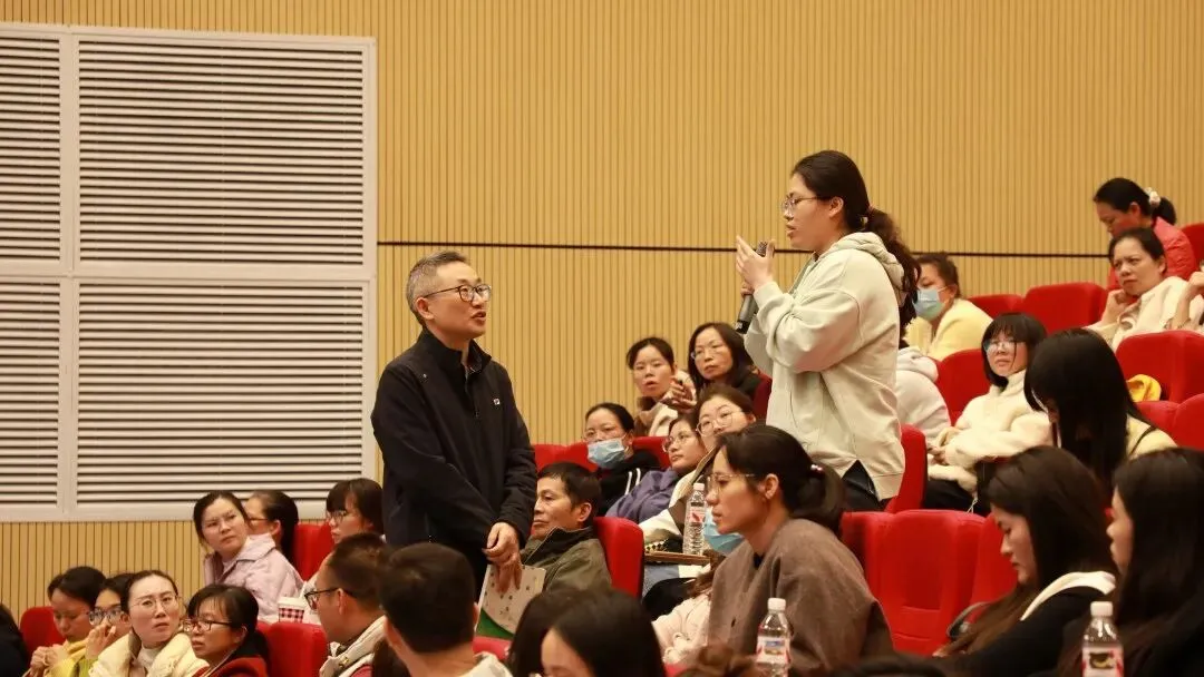 教—学—评一体化视角下中考化学备考新思路 ——南宁市2026届初中毕业班备考“专家讲坛”系列专题培训活动(第三期)在我校举行 第18张