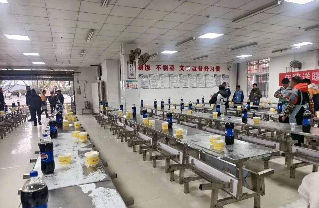 “传承民俗暖校园 凝心聚力助中考”花江中学迎新春杀年猪主题活动圆满落幕 第15张