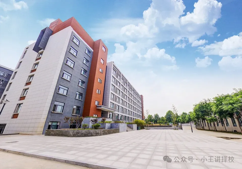 2026年西安中考后想上铁路、铁道类专业的职业学校有哪些可以选择? 第5张 2026年西安中考后想上铁路、铁道类专业的职业学校有哪些可以选择? 第5张