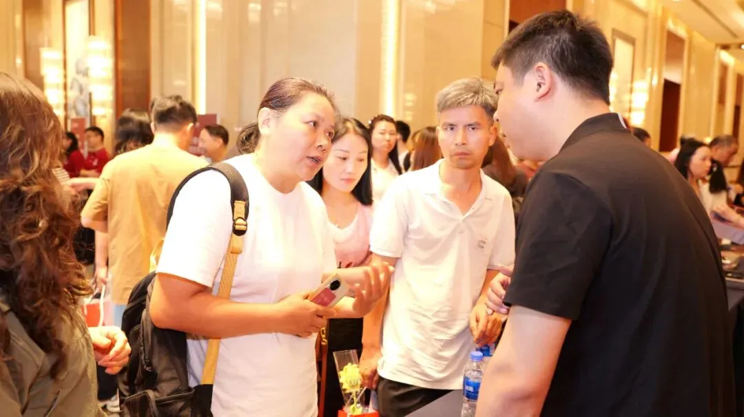 放弃传统名校!中考估分705分学霸,选了这所「顶尖名师天团」的学校 第19张