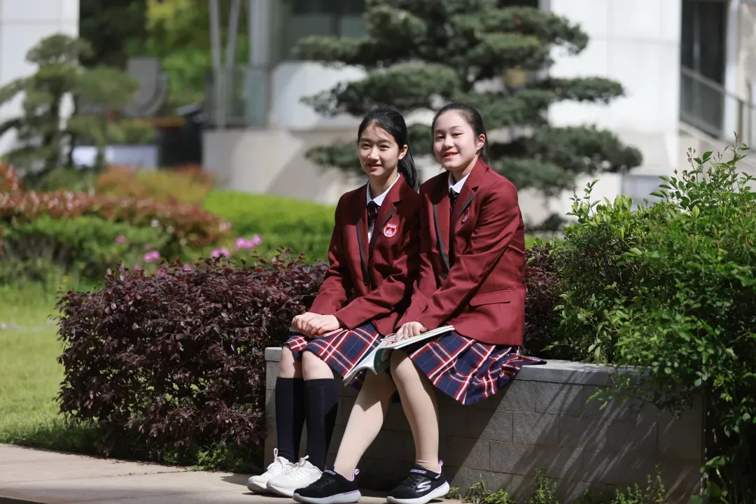 放弃传统名校!中考估分705分学霸,选了这所「顶尖名师天团」的学校 第40张