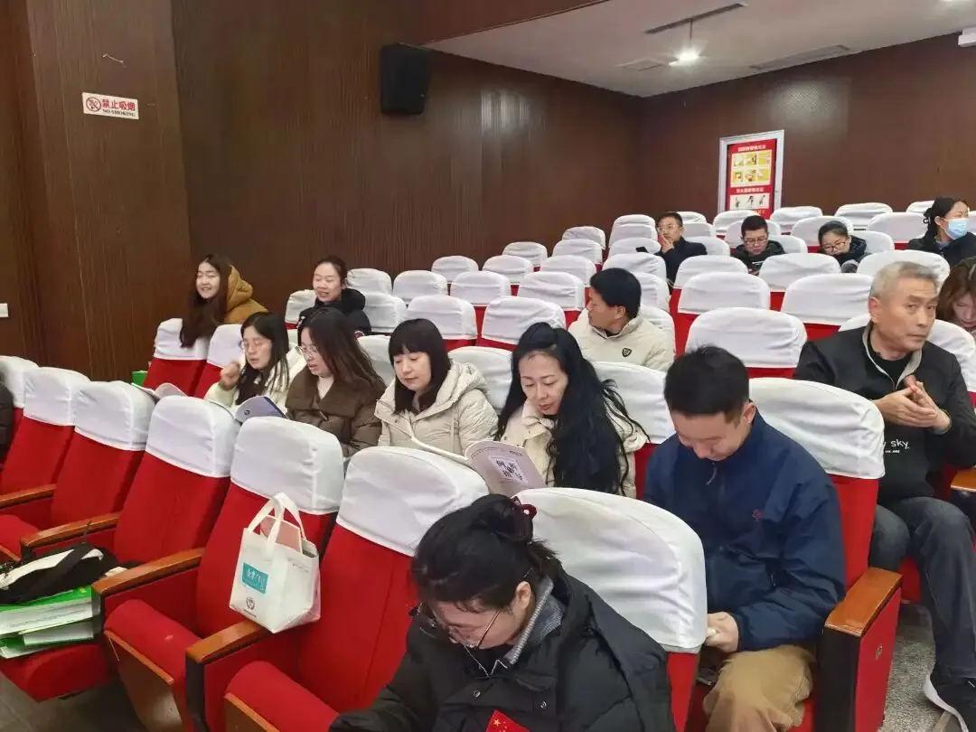 桥山中学组织部分教师赴西安参加中考研讨会 第24张 桥山中学组织部分教师赴西安参加中考研讨会 第24张