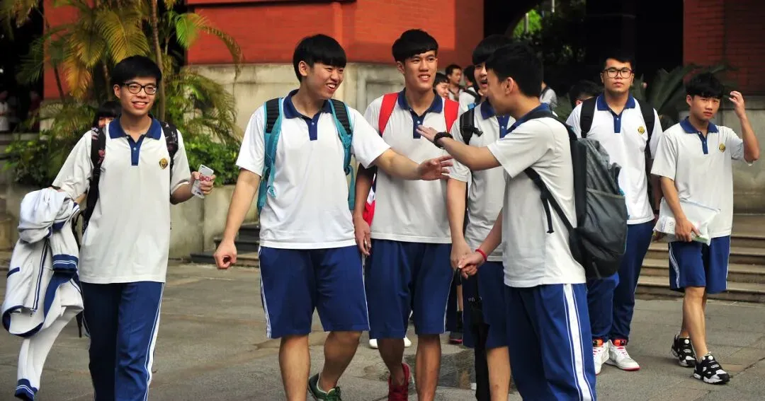 浙江一地取消中考,满屏呼吁全国推广 第1张