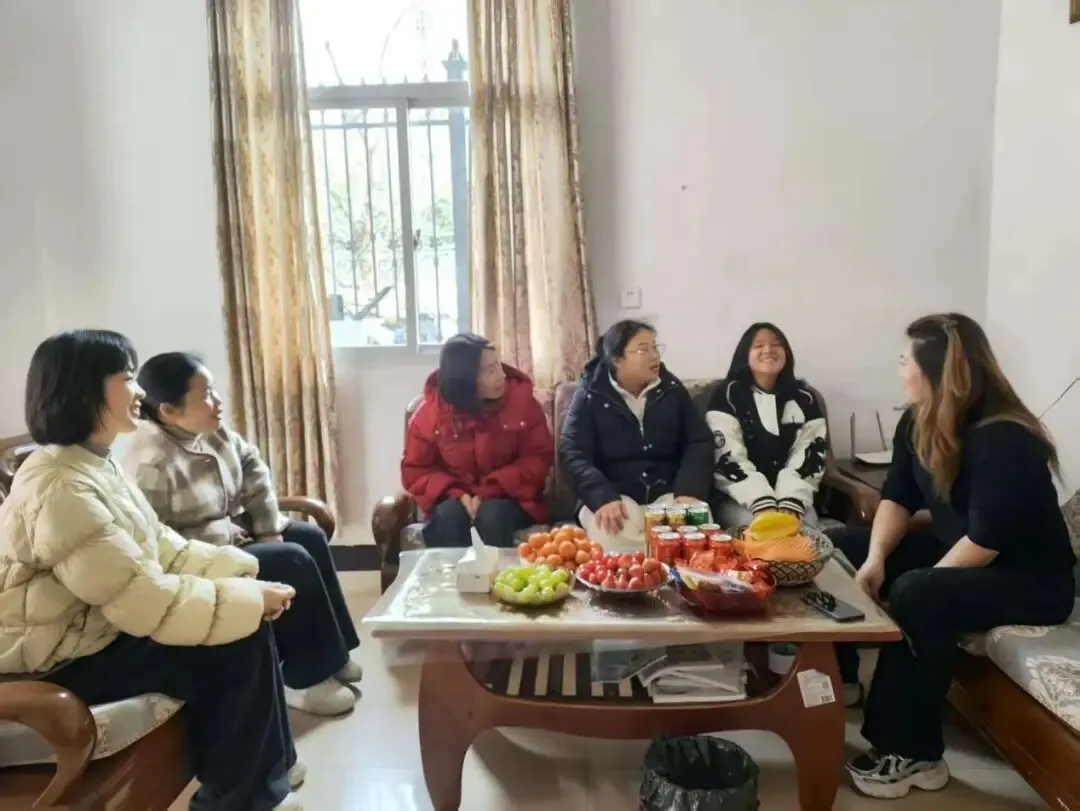 暖冬叩门凝合力,同心筑梦向中考——福清康辉中学2025-2026学年初三年段寒假家访纪实 第33张 暖冬叩门凝合力,同心筑梦向中考——福清康辉中学2025-2026学年初三年段寒假家访纪实 第33张