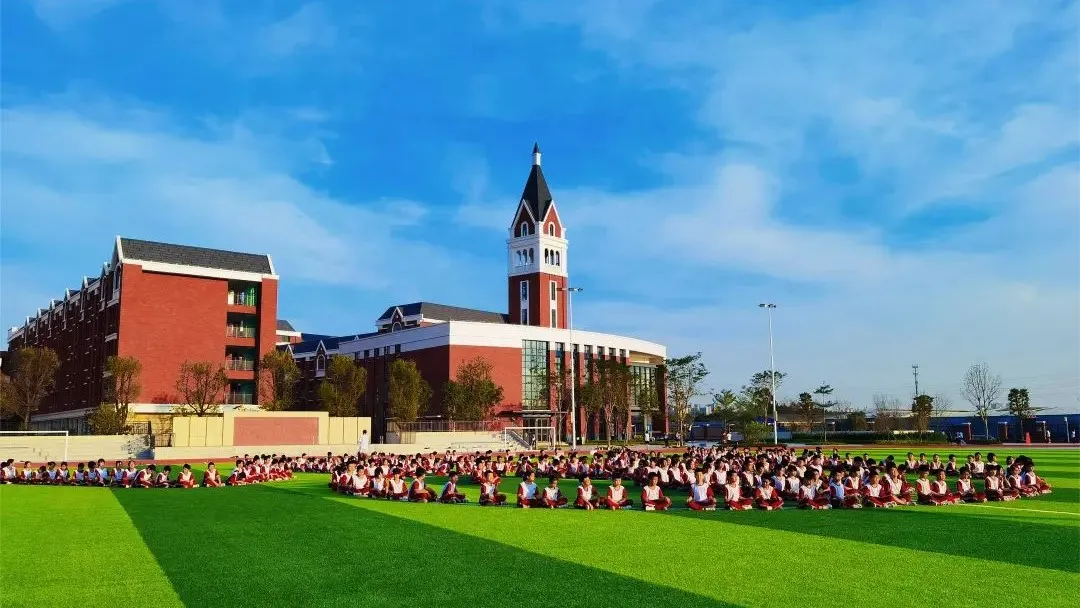 明德中英文学校丨硬件软件双超配,两届中考成绩亮眼! 第3张 明德中英文学校丨硬件软件双超配,两届中考成绩亮眼! 第3张