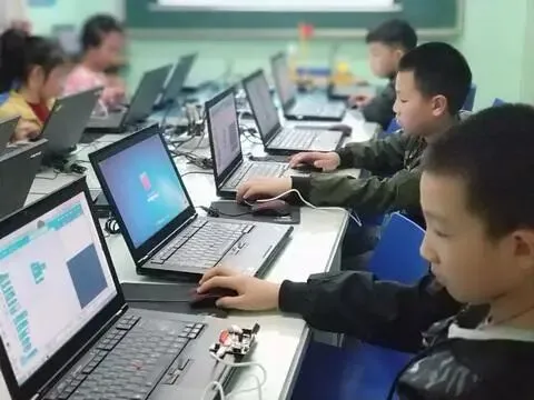 中考真的“取消”了?别慌!我给娃铺的这条新赛道,竞争小、前景好,现在上车正好! 第4张