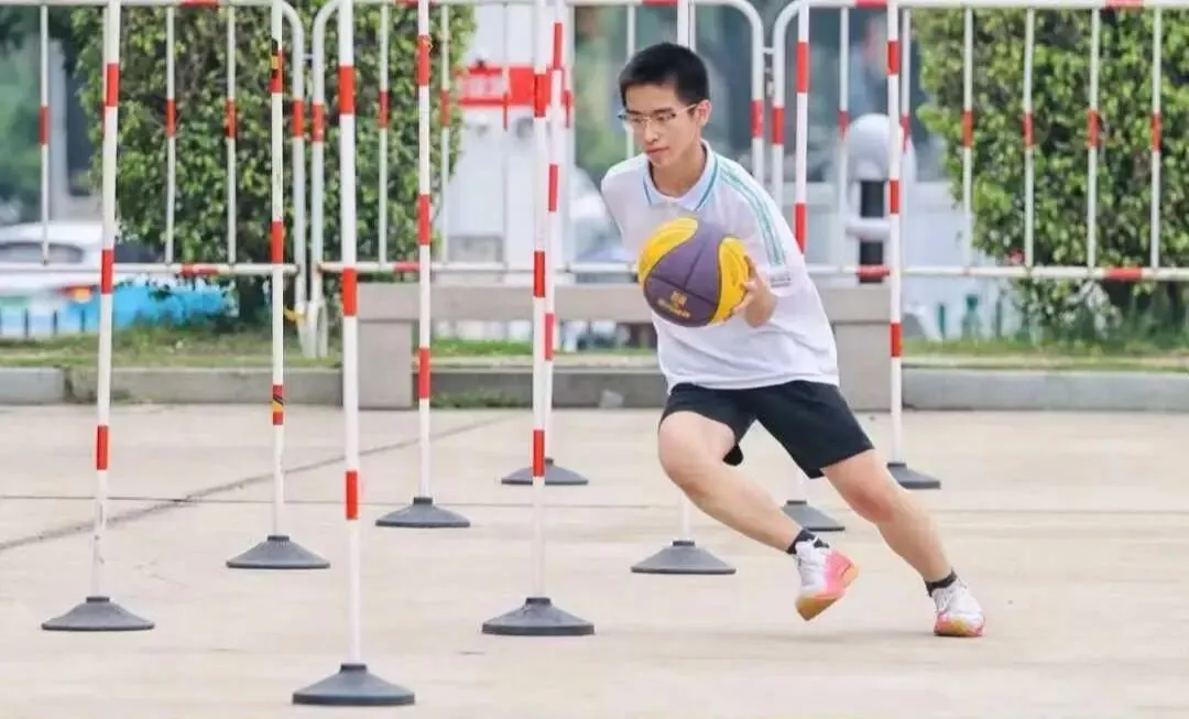 滨州市中考体育寒假班【全力冲刺-决胜中考】 第15张 滨州市中考体育寒假班【全力冲刺-决胜中考】 第15张