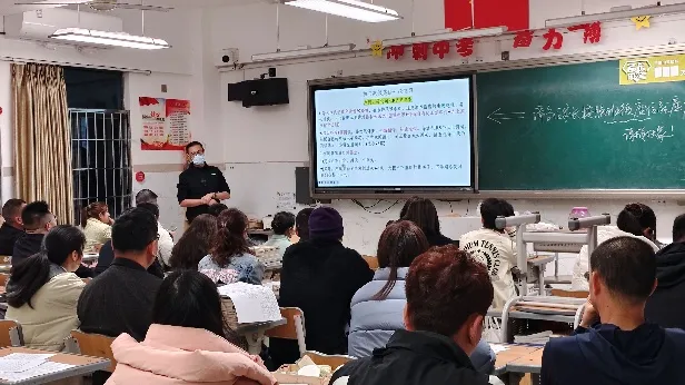 家校同心筑梦中考,寒期蓄力决胜初三 第23张 家校同心筑梦中考,寒期蓄力决胜初三 第23张