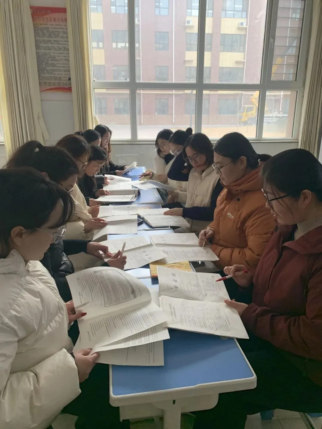 精准分析明方向 凝心聚力备中考|我校举办中考样题分析研讨会 第4张 精准分析明方向 凝心聚力备中考|我校举办中考样题分析研讨会 第4张