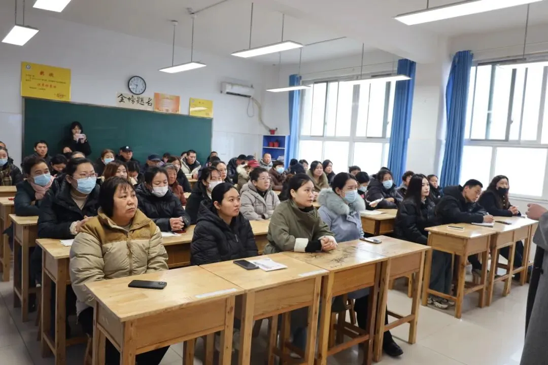同心护航中考路,共待六月花开时—— 汶上县第三实验中学九年级家长会圆满召开 第15张
