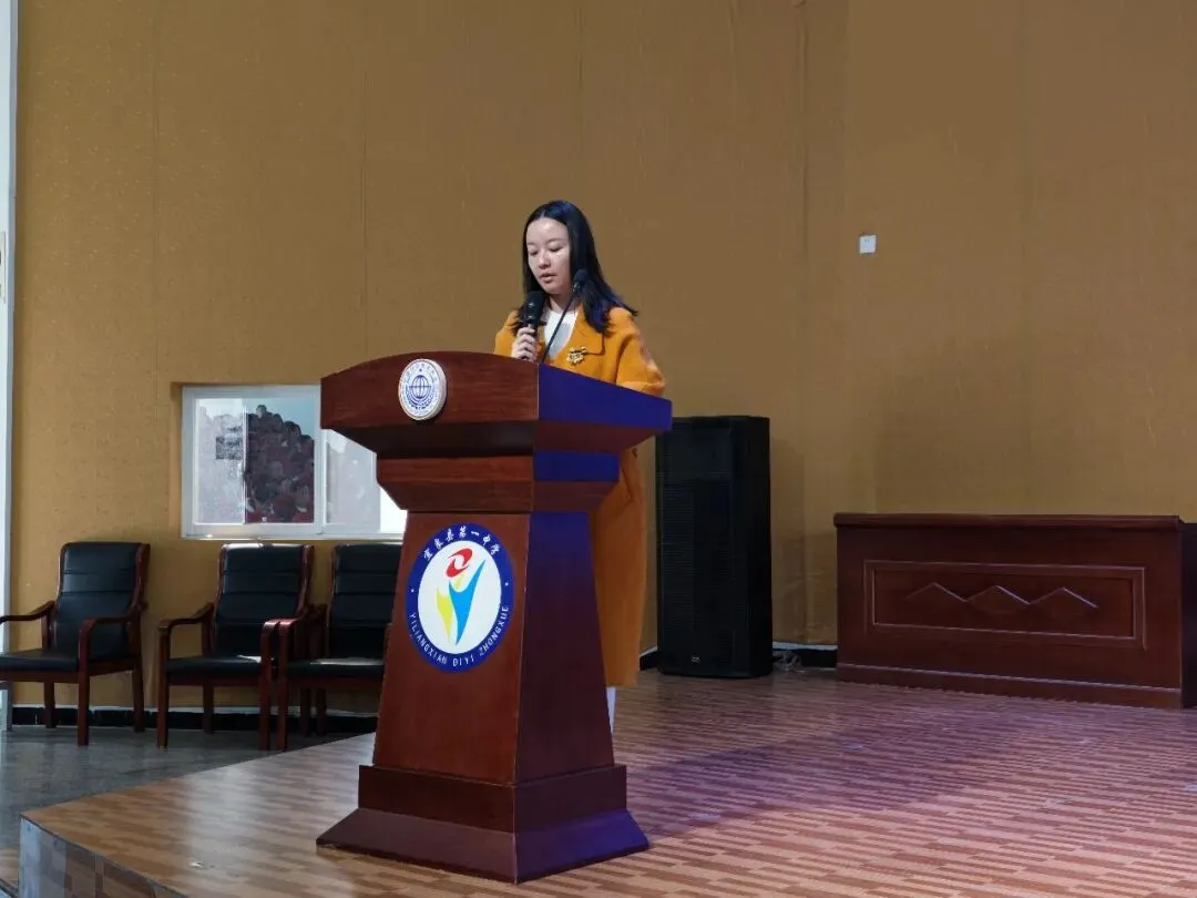 初三中考备考系列家长会顺利召开 家校协同共筑冲刺之路 第4张 初三中考备考系列家长会顺利召开 家校协同共筑冲刺之路 第4张