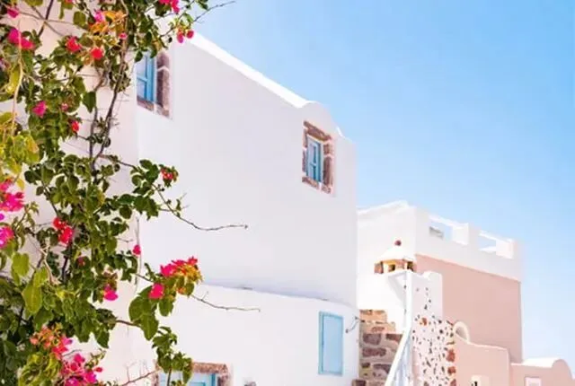 中考满分作文:《你终于来了》《在你伞下,我趟过时光的河》《你,好独特》 第1张